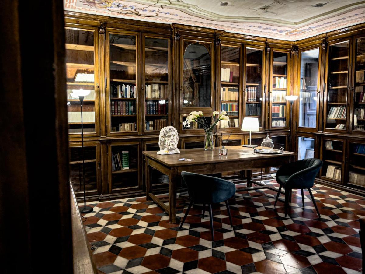 Palazzo Cappuccini Art Relais Hotel Napoli Exterior foto